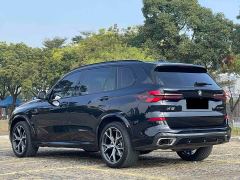 BMW X5 xDrive30Li Deluxe VersionM - ფოტო 4