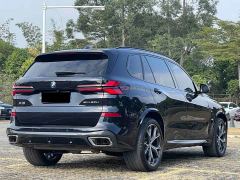 BMW X5 xDrive30Li Deluxe VersionM - ფოტო 7