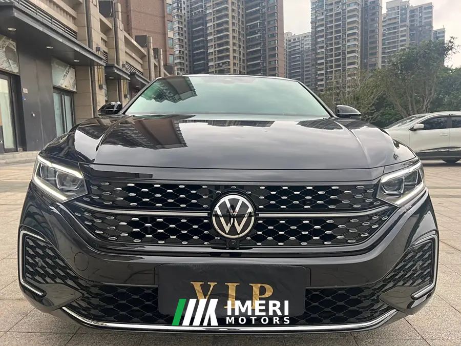 Volkswagen Passat 280TSI Star Elite Edition - автомобиль из Китая