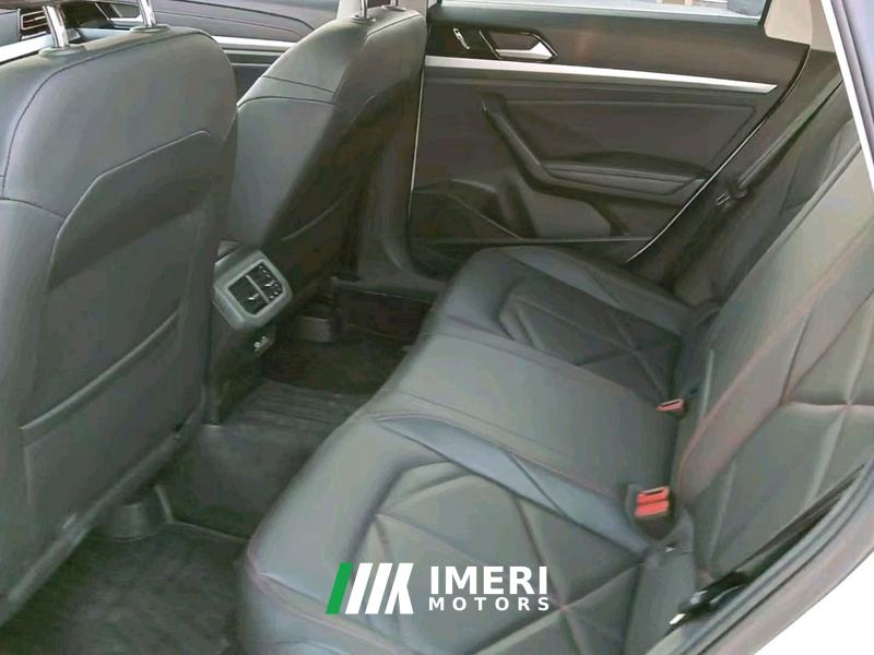 Volkswagen Lavida Advanced 1.5L Automatic Xin Yi Edition