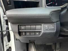 Toyota Avalon 2.0L CVT Luxury Edition - photo 13