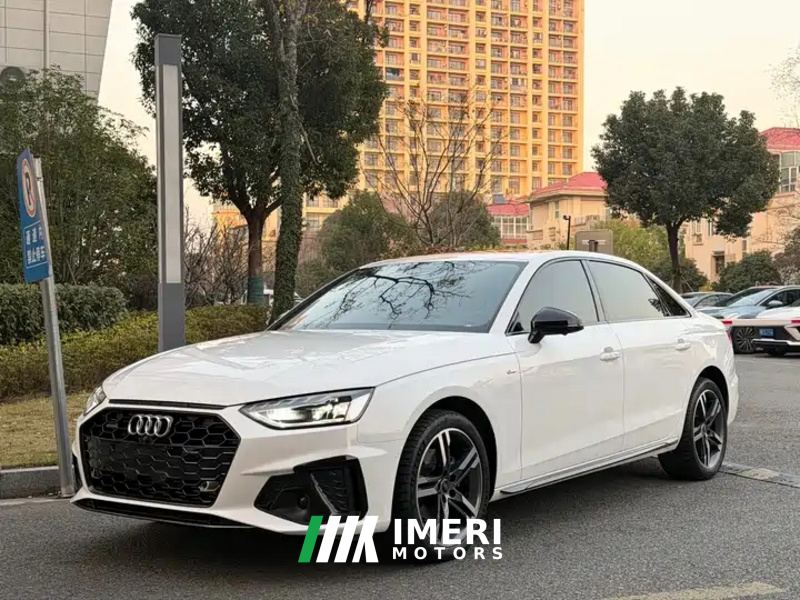 Audi A4L 40 TFSI Luxury Dynamic - ავტომობილი ჩინეთიდან