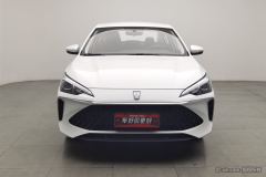 Roewe MG i5 1.5L Manual Comfort Edition - photo 3