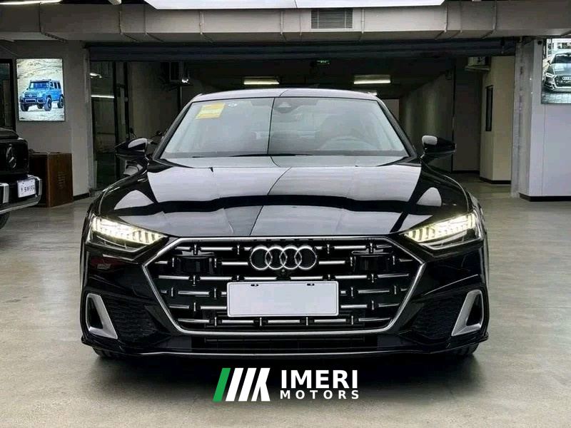 Audi A7L 45 TFSI S-line Version