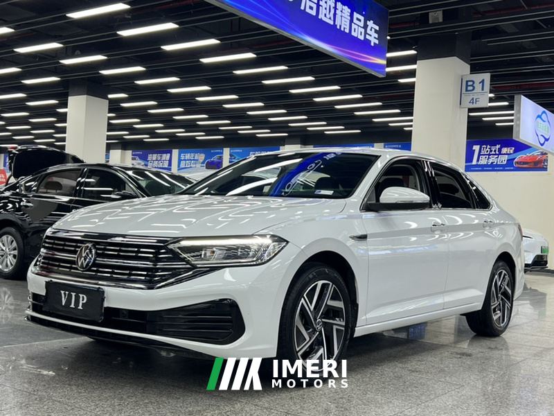 Volkswagen Jetta Sagitar 300TSI Dual Clutch Superior Edition - автомобиль из Китая