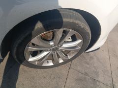 Toyota Sienna Dual-Engine 2.5L Prestige Edition - ფოტო 6