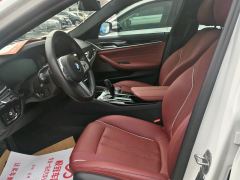 BMW 5 Series Facelift 525Li M Sport Package - ფოტო 4