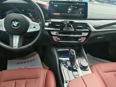 BMW 5 Series Facelift 525Li M Sport Package - ფოტო 9