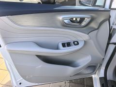 Roewe MG iMAX8 400TGI Premium - photo 4