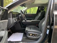 FAW Red Flag E-HS9 690km Range Flagship Edition Six-Seater - photo 9
