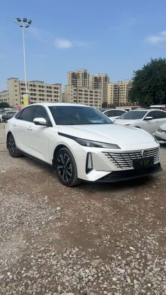 Changan Eado Chang 'an Ease Movement New Blue Whale 1.5T DCT 500Bar Prestigious Edition - фото 3