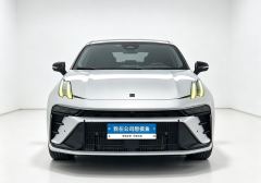 Lynk & Co 03 2.0T T5 Dual Clutch 2WD Strong Pro 5-seater - фото 2