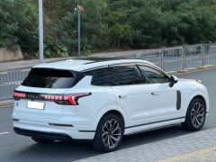 Lynk & Co 09 EM-P 2.0T 190km Voyager Edition PM 6-seater - фото 5