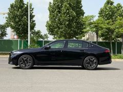 BMW 5 Series 530Li Premier M Sport Package - photo 19