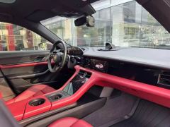 Porsche Taycan - ფოტო 10