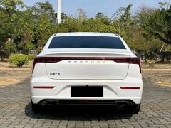 Bestune B70 Edition 1.5T Version - ფოტო 18