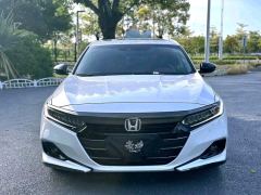 Honda Accord 260TURBO Luxury Edition - фото 1