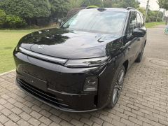 Leapmotor C16 BEV 630 Premium Edition 6-seater - photo 2