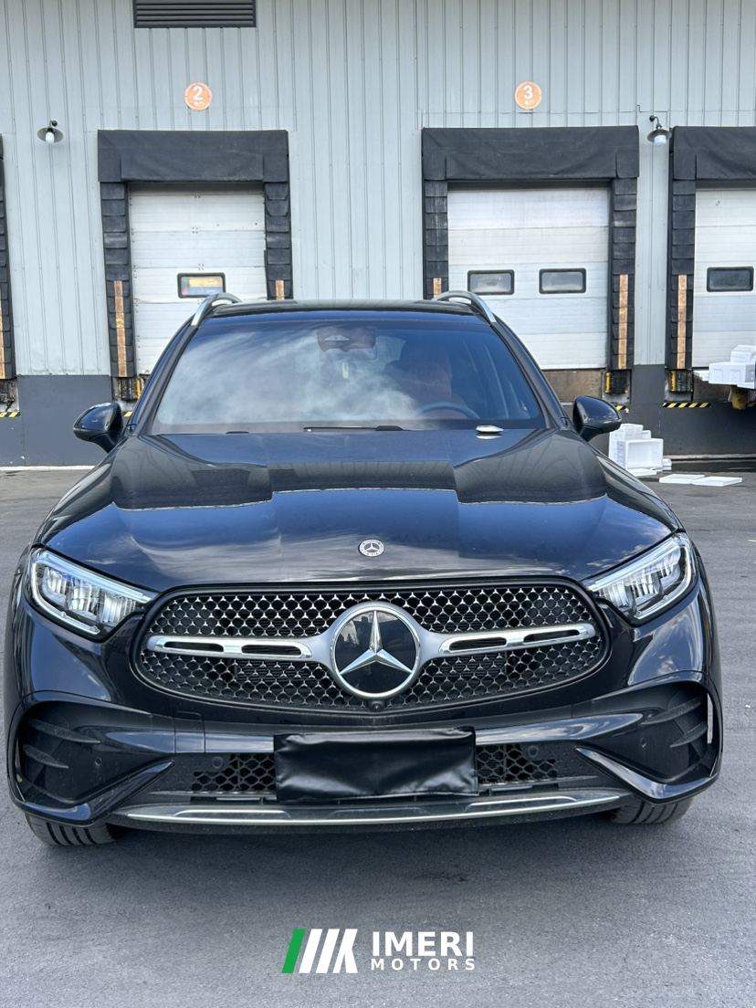 Mercedes-Benz GLC 300 L 4MATIC Dynamic 5-Seater