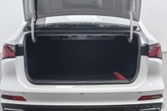 Roewe MG i5 1.5L CVT Prestige - ფოტო 20