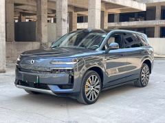 Denza N9 2.0T 202km Flagship - ფოტო 1