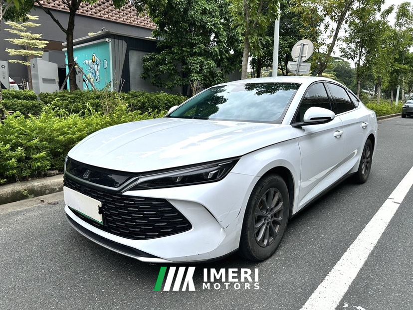 BYD Qin L DM-i 1.5L 80km Elite Edition - автомобиль из Китая
