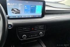Ford Edge PLUS EcoBoost 245 Two-Wheel Drive Premium Sharp Edition 7-seater - photo 16