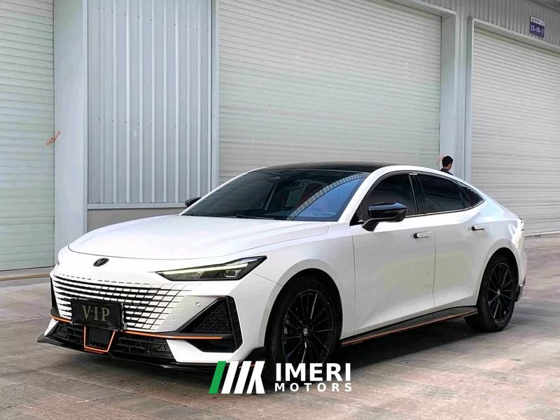 Changan UNI-V 1.5T Sport Edition - автомобиль из Китая