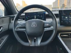 BYD Qin PLUS DM-i Smart Driving Edition 1.5L 55km Leading Edition - ფოტო 18