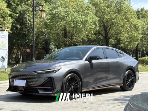 2023 Changan UNI-V 1.5T Sport Edition - автомобиль из Китая