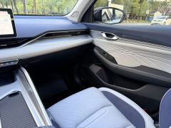 Geely Xingui Xingrui 2.0T Prestigious Edition - ფოტო 20