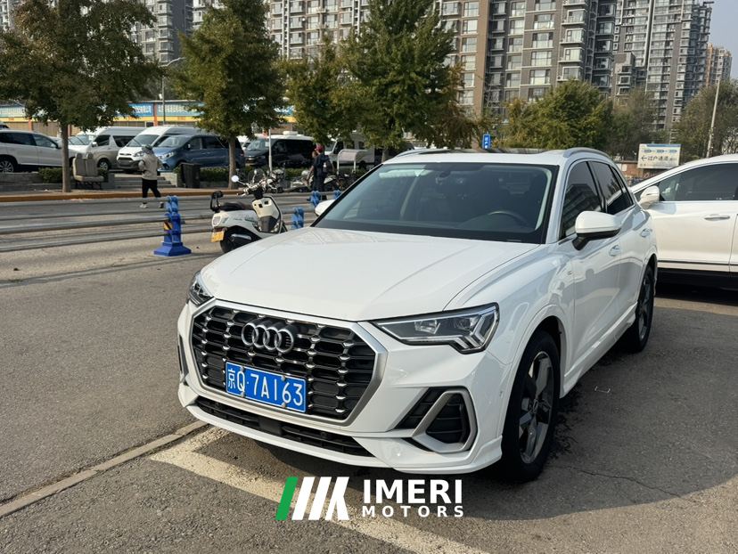 Audi Q3 35 TFSI Life Enjoyment Edition