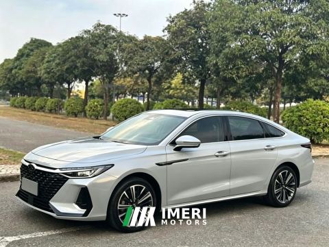 2025 Chery Arrizo 8 1.6T - автомобиль из Китая