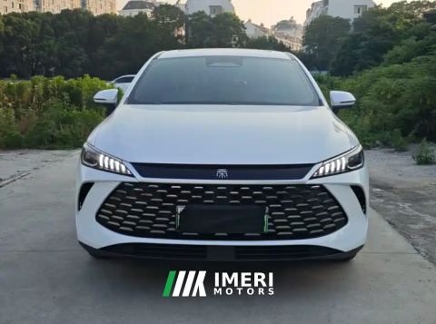 2025 BYD Qin PLUS DM-i Smart Driving Edition 1.5L 120km Elite Edition - автомобиль из Китая