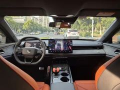 Changan UNI-V 1.5T PHEV Version - ფოტო 13