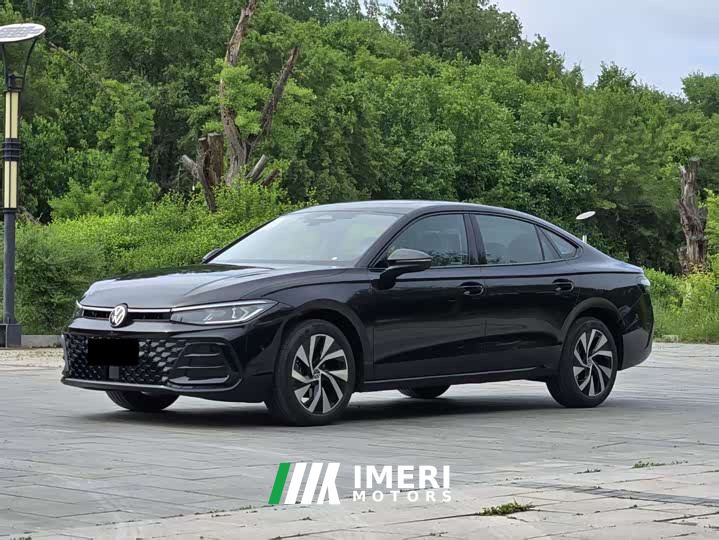 Volkswagen Passat Distinguished Edition 380TSI Longyao Edition - автомобиль из Китая