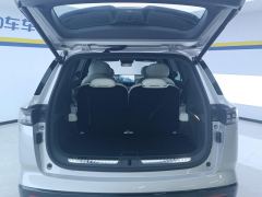 Dongfeng Yipai 008 EREV 210Max 6-seater - фото 7