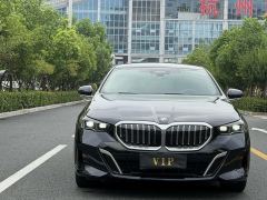 BMW 5 Series 530Li Luxury Edition Premium Package - photo 1
