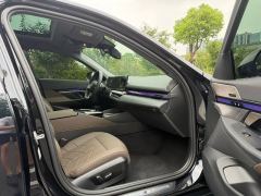 BMW 5 Series 530Li Luxury Edition Premium Package - photo 5