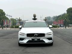 Volvo S60 B4 Intelligent Remote Luxury Edition - ფოტო 2