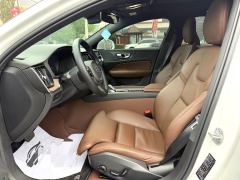 Volvo S60 B4 Intelligent Remote Luxury Edition - ფოტო 4