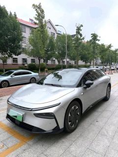 Xpeng P7 615 Long Range Max - ფოტო 1