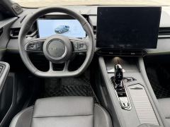 Lynk & Co 03 Champion 1.5T Dual Clutch 2WD Pro 5-seater - фото 9