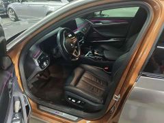 BMW 5 Series (Imported) 530i Elegance M Sport Package - ფოტო 6