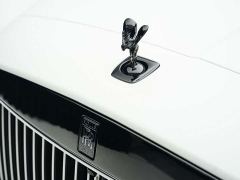 Rolls-Royce Cullinan Series II Black Badge - ფოტო 8
