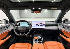 Changan UNI-V 1.5T PHEV Version - ფოტო 5