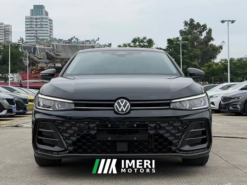 Volkswagen Passat Pro 300TSI Longyao Edition - автомобиль из Китая