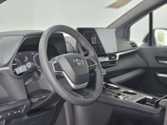 Toyota Gravia Dual-Engine 2.5L RWD Comfort Edition - фото 8