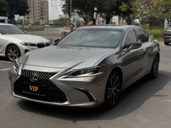 Lexus ES 300h Premium Edition - ფოტო 3