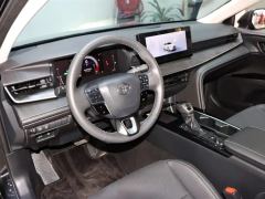 Toyota Camry Dual-Engine 2.0HE Elite Edition - ფოტო 7